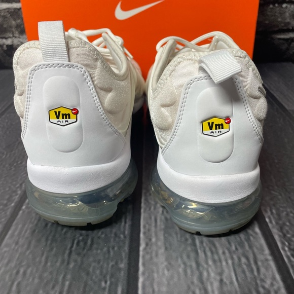 Nike Air VaporMax Plus White Platinum 924453-100 Men's Size 12 - Picture 8 of 10
